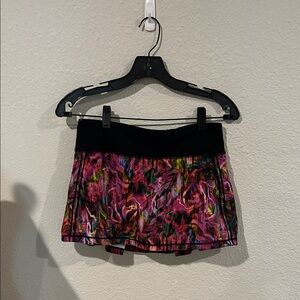 Lululemon Athletica Multicolor Skort with Black Waistband